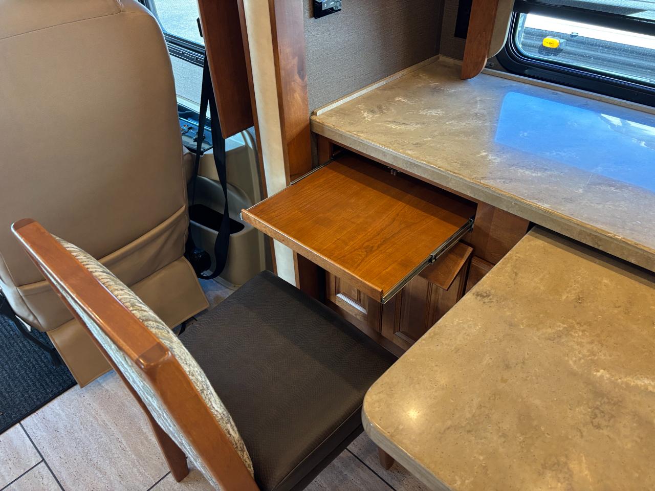 Tiffin Motorhomes, Inc Breeze  2019