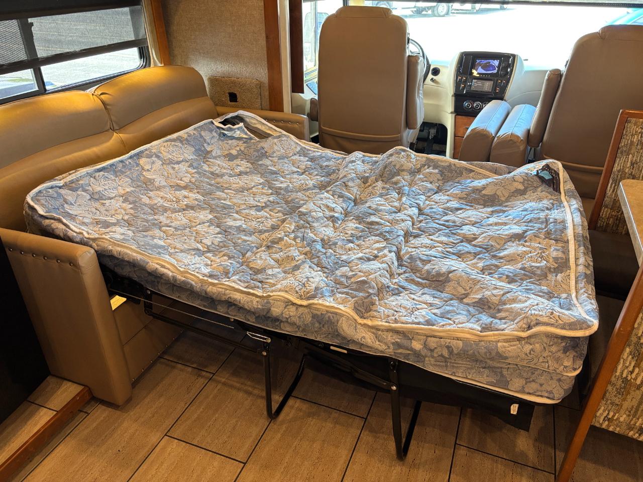 Tiffin Motorhomes, Inc Breeze  2019