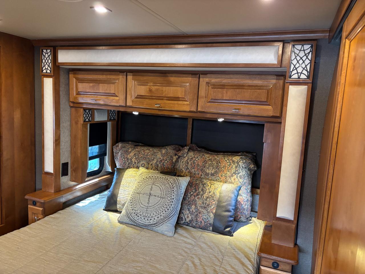 Tiffin Motorhomes, Inc Breeze  2019