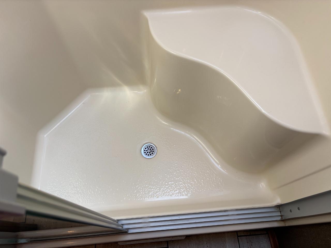 Tiffin Motorhomes, Inc Breeze  2019