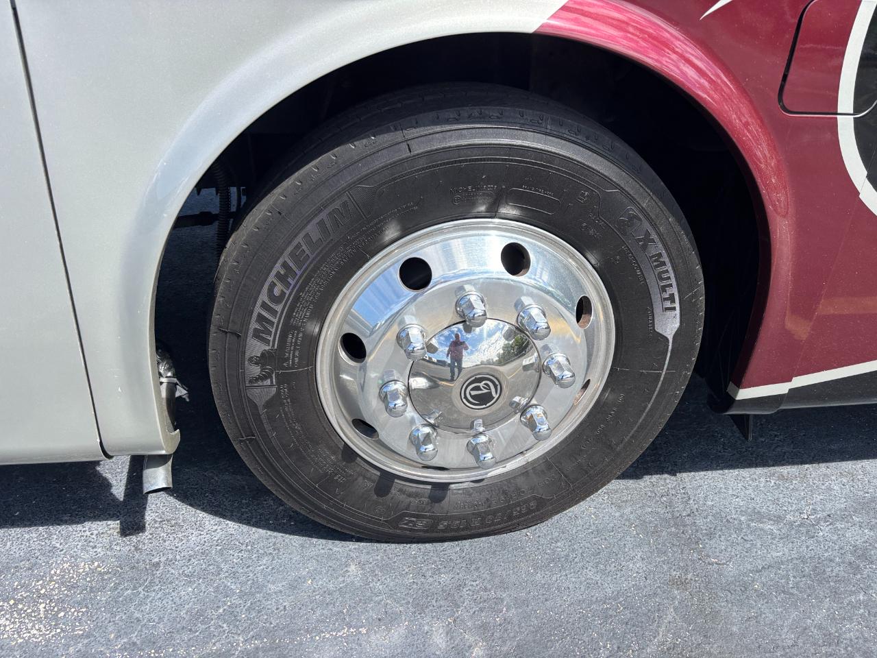 Tiffin Motorhomes, Inc Breeze  2019