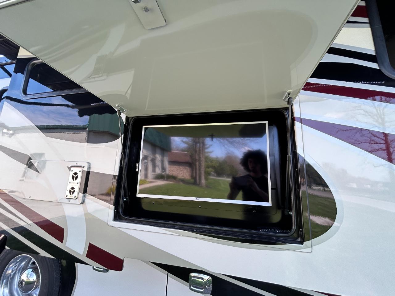 Tiffin Motorhomes, Inc Breeze  2019