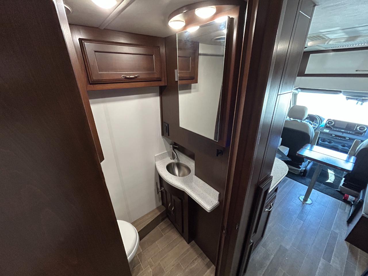 Regency RV Ultra Brougham  2021