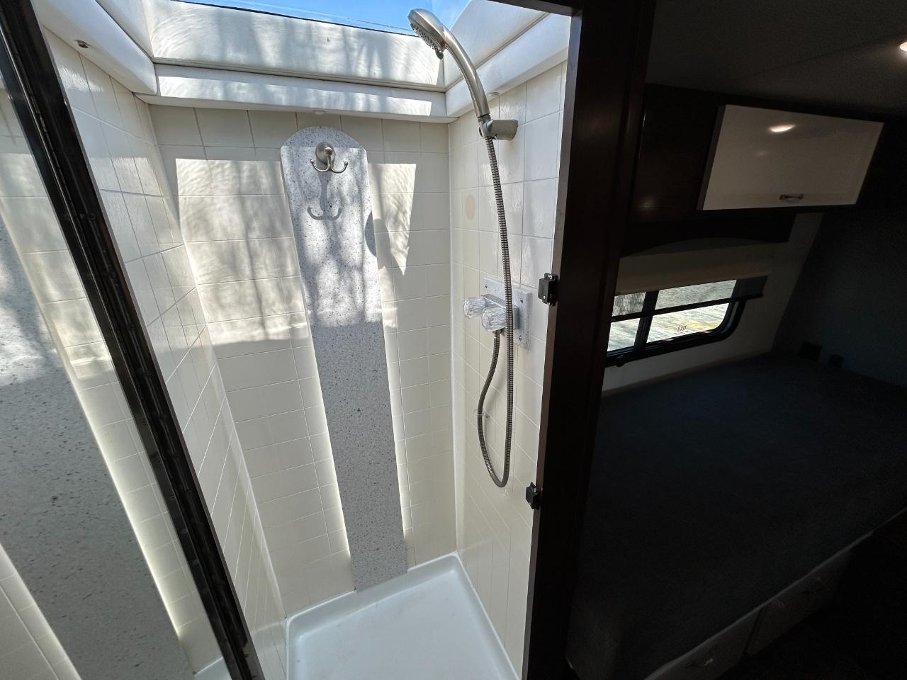 Regency RV Ultra Brougham  2021