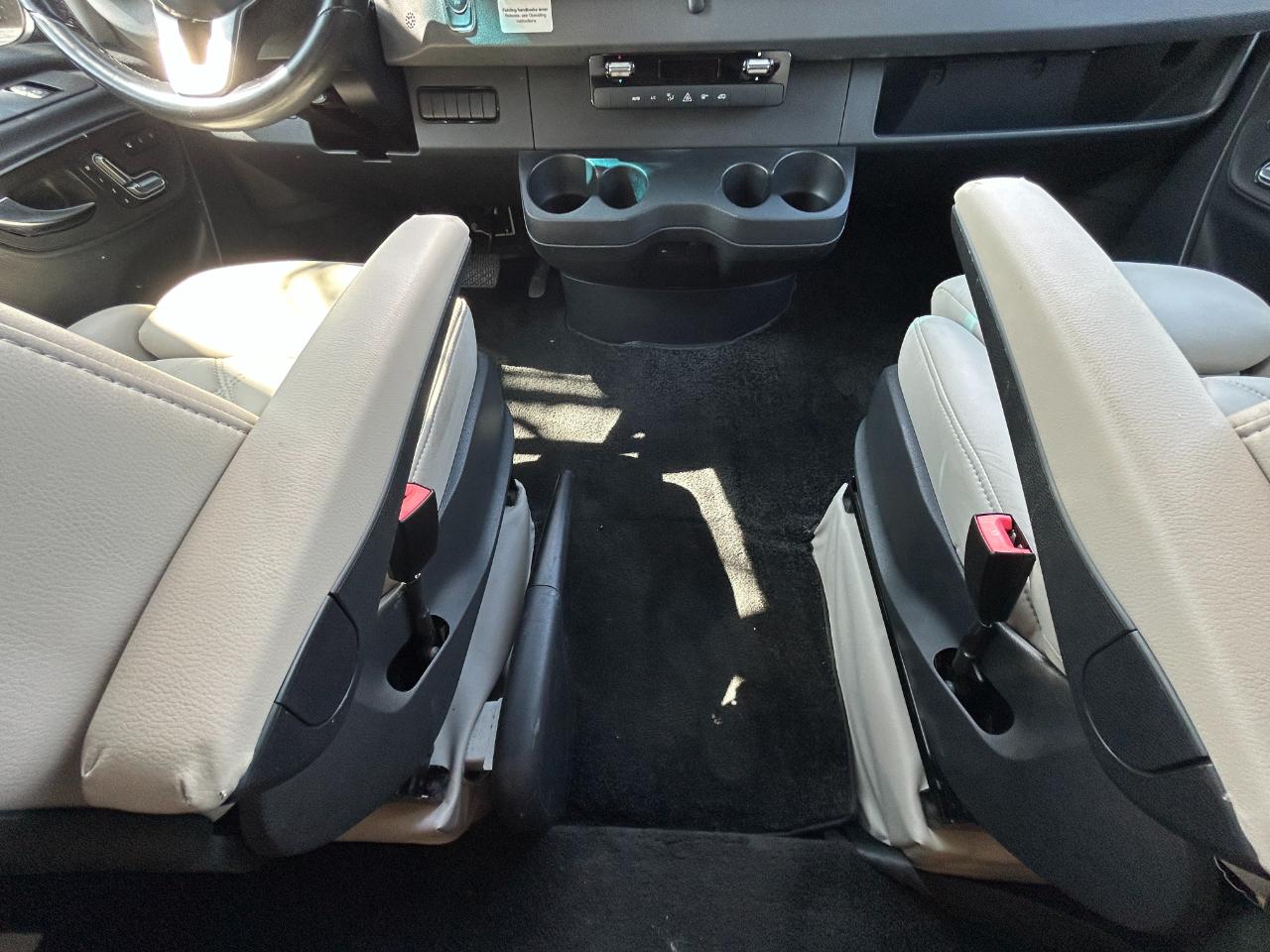 Regency RV Ultra Brougham  2021