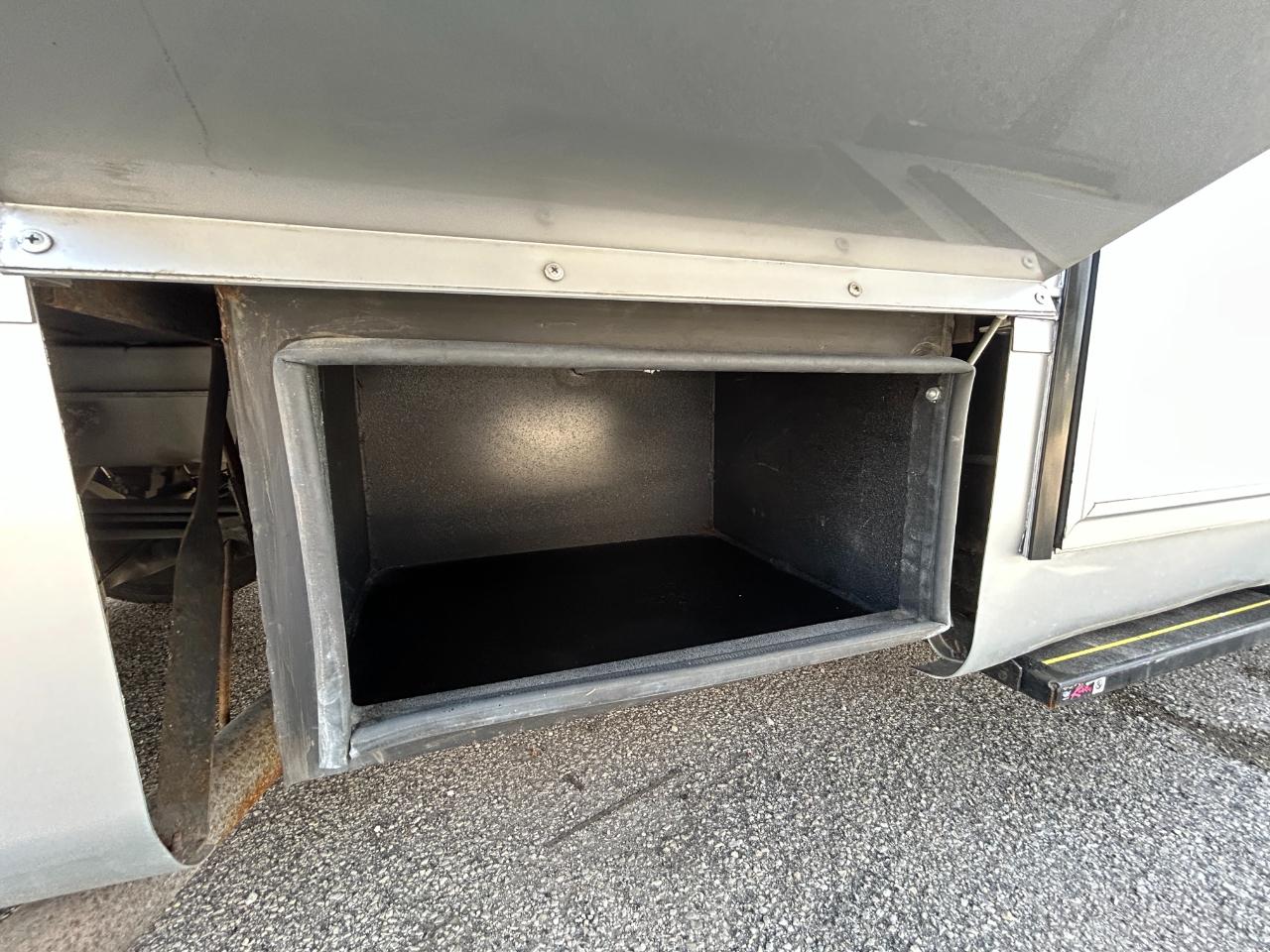 Regency RV Ultra Brougham  2021