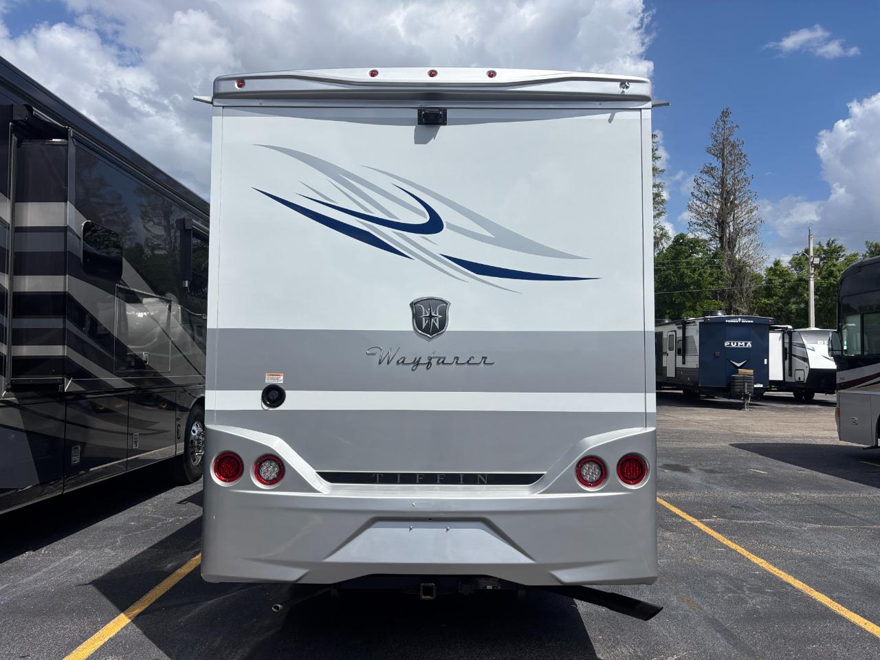 Tiffin Motorhomes Wayfarer  2018