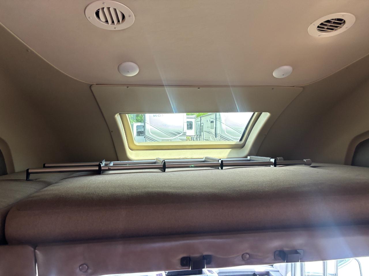 Tiffin Motorhomes Wayfarer  2018