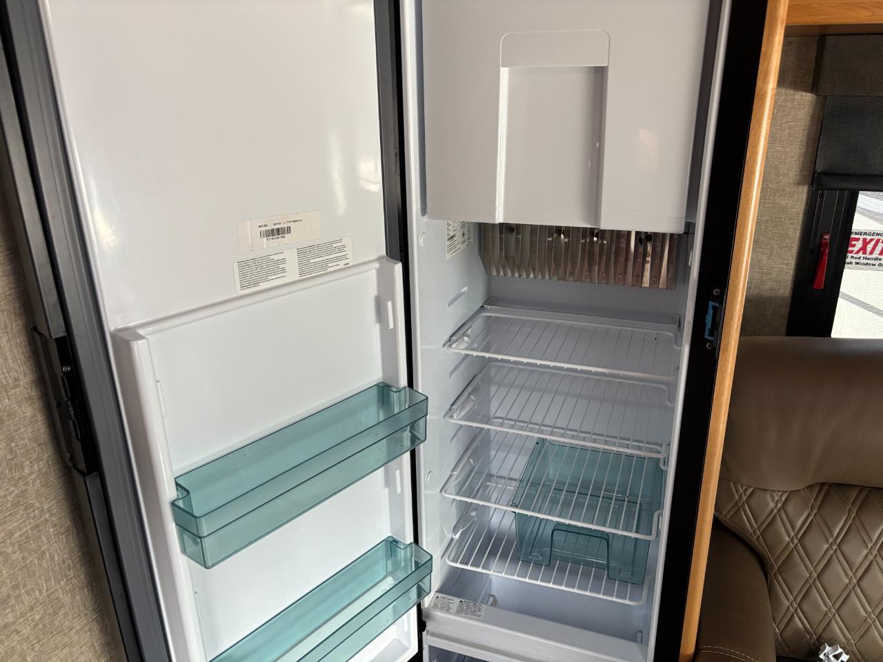 Tiffin Motorhomes Wayfarer  2018