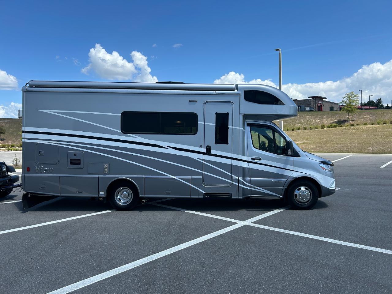 Winnebago View  2023