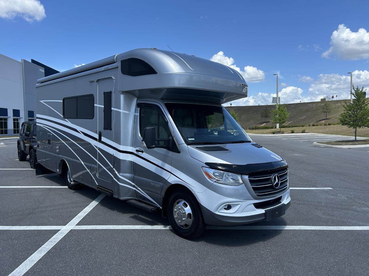 Winnebago View  2023