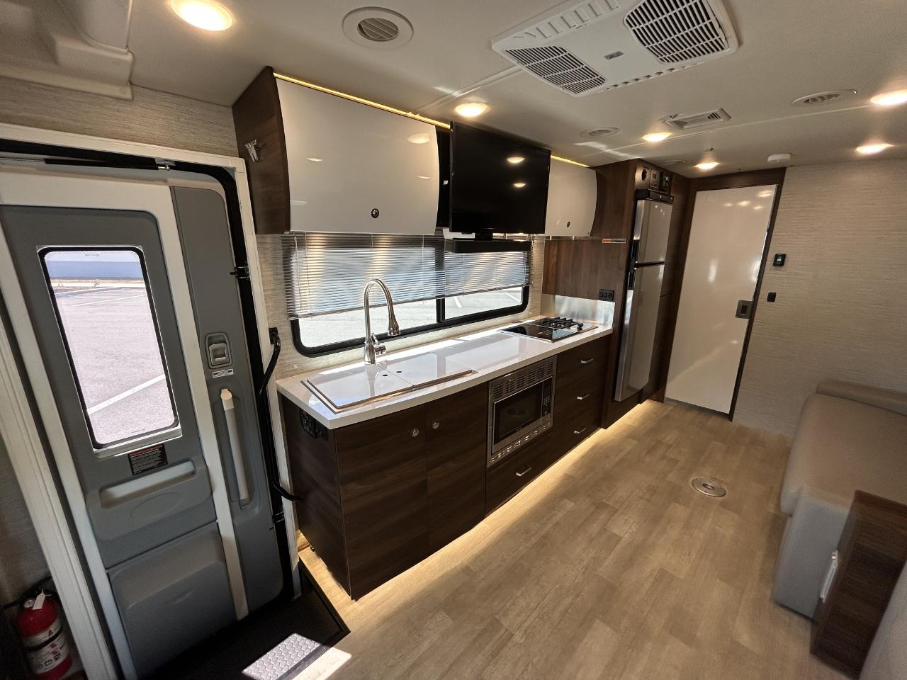 Winnebago View  2023