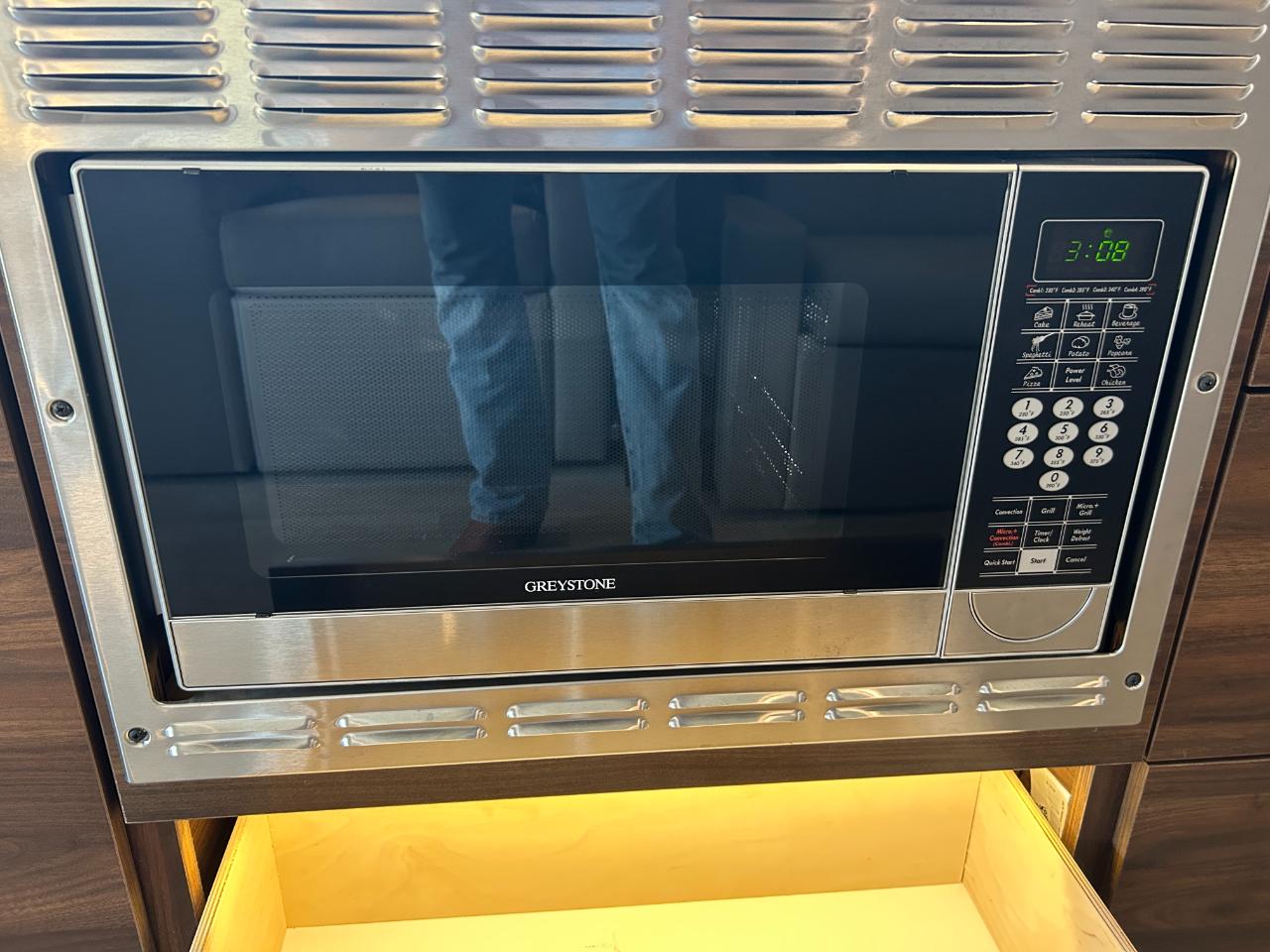 Winnebago View  2023