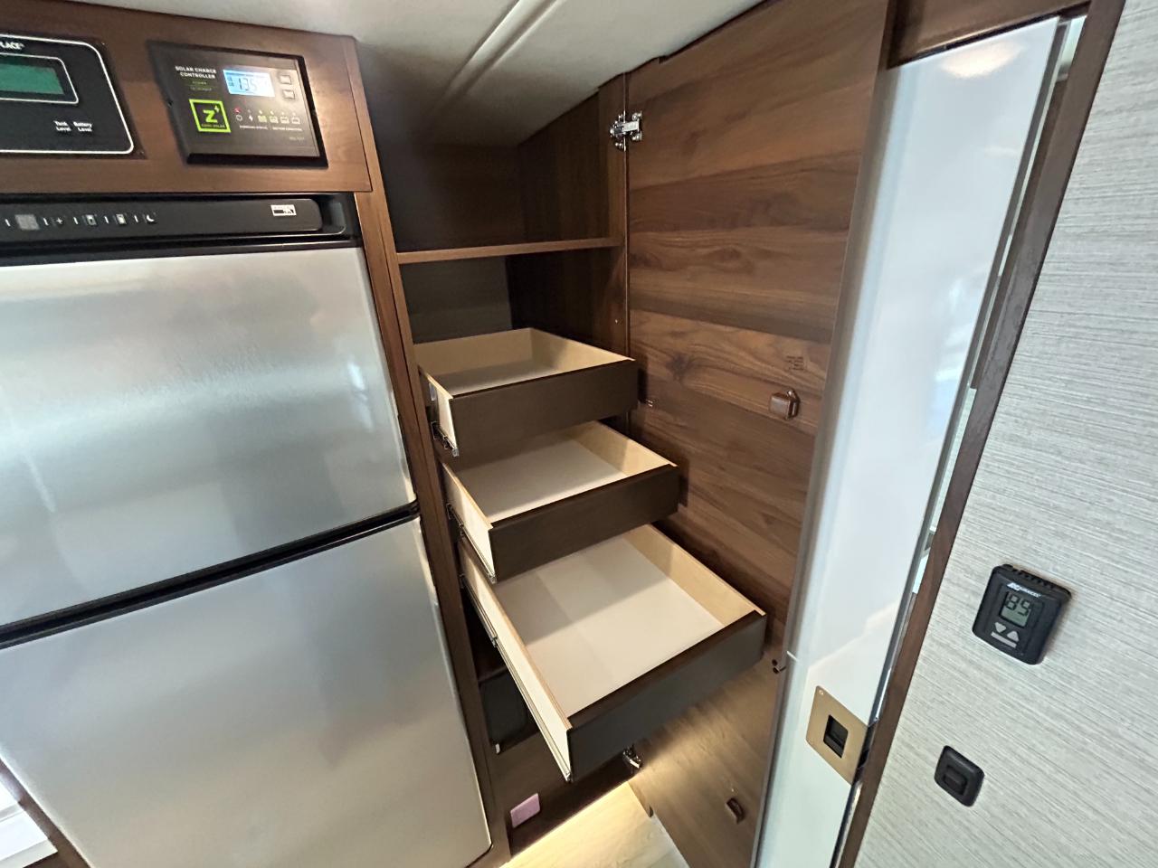 Winnebago View  2023