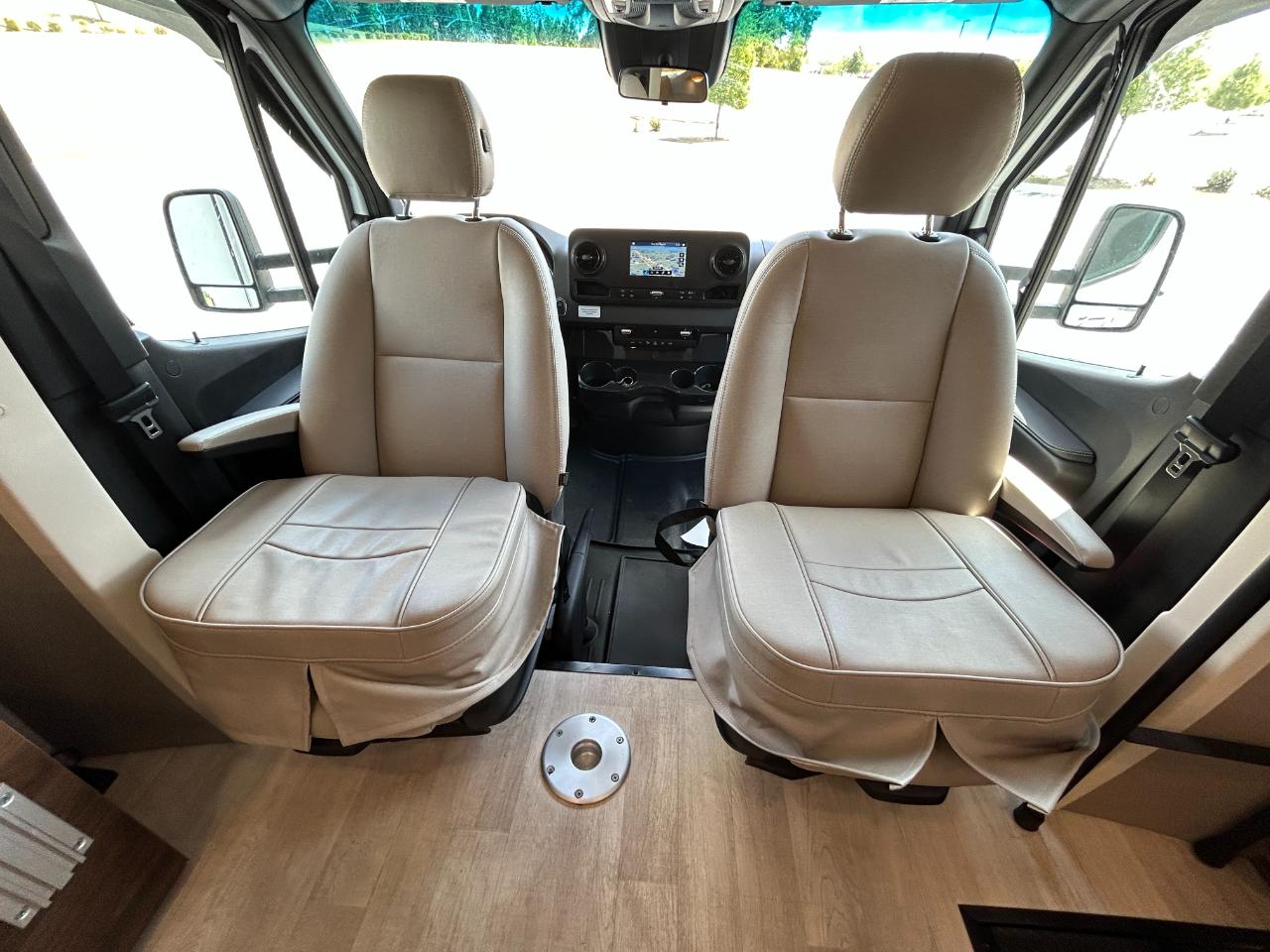 Winnebago View  2023