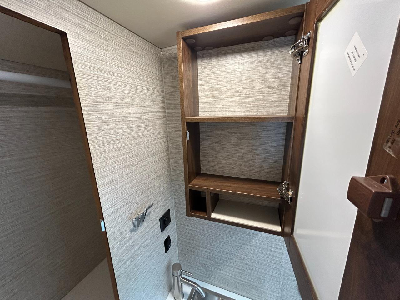 Winnebago View  2023