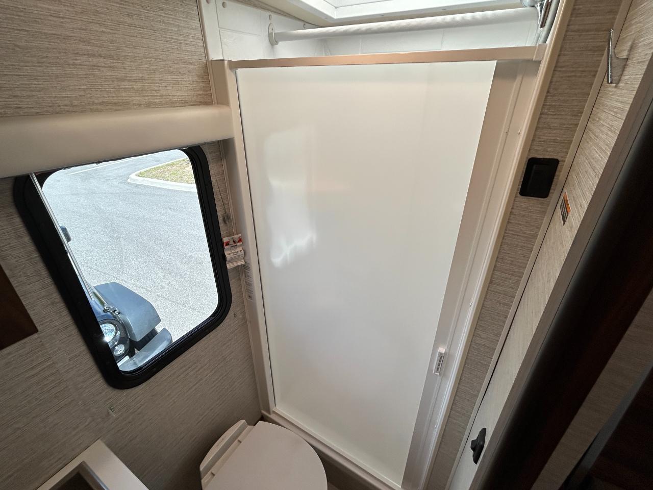 Winnebago View  2023