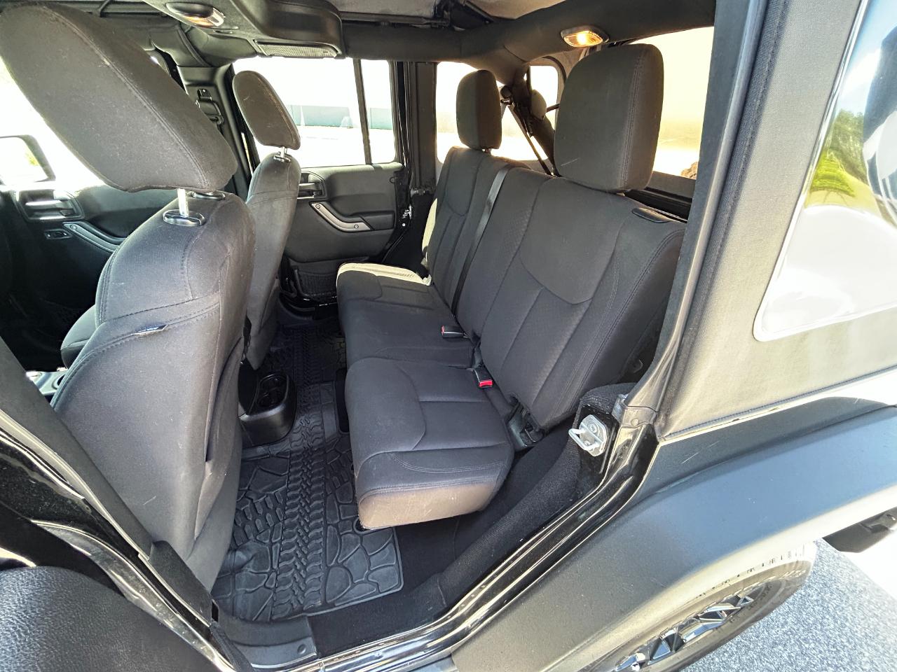 Jeep Wrangler Unlimited Sport 4WD 2015