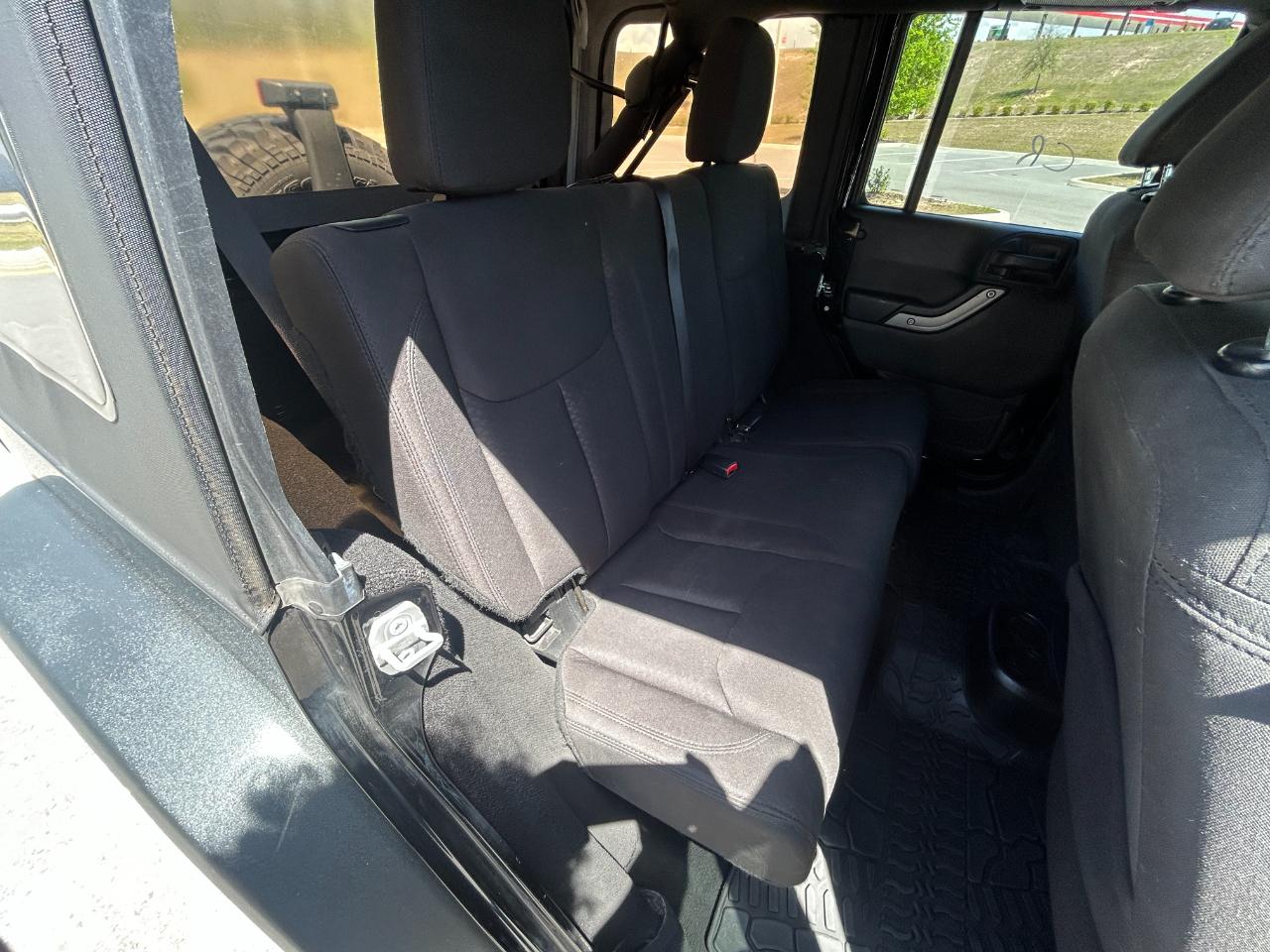 Jeep Wrangler Unlimited Sport 4WD 2015