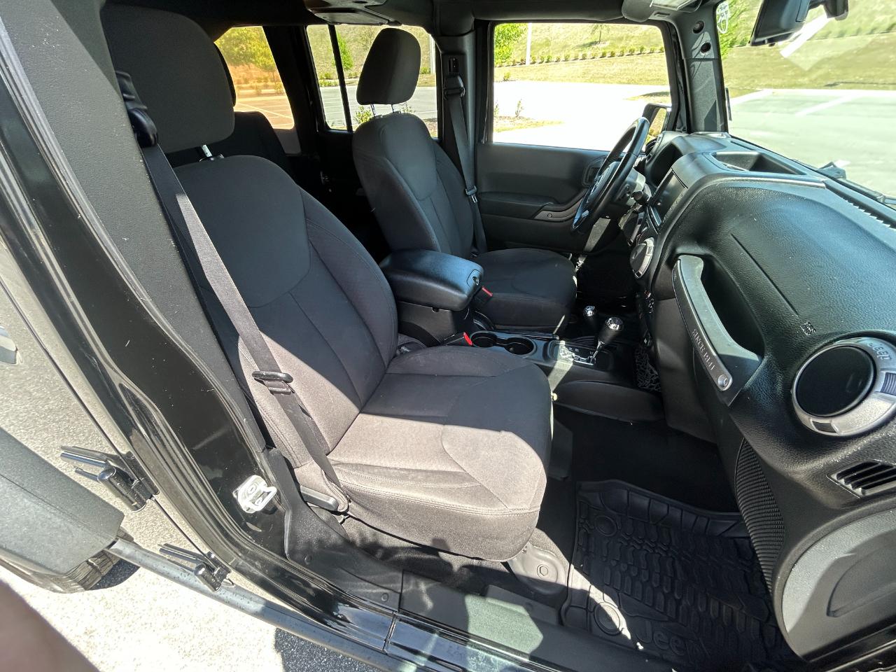 Jeep Wrangler Unlimited Sport 4WD 2015