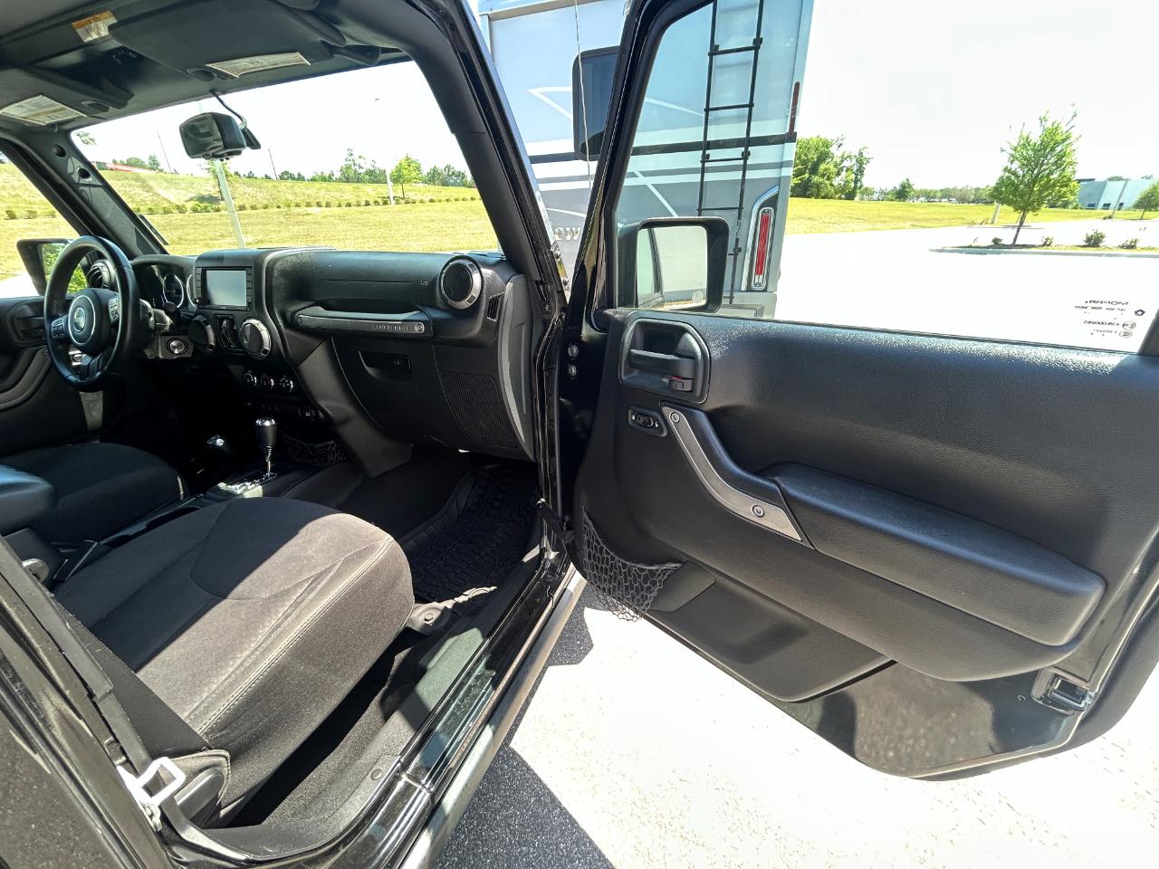 Jeep Wrangler Unlimited Sport 4WD 2015