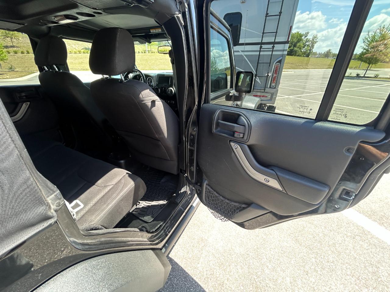 Jeep Wrangler Unlimited Sport 4WD 2015