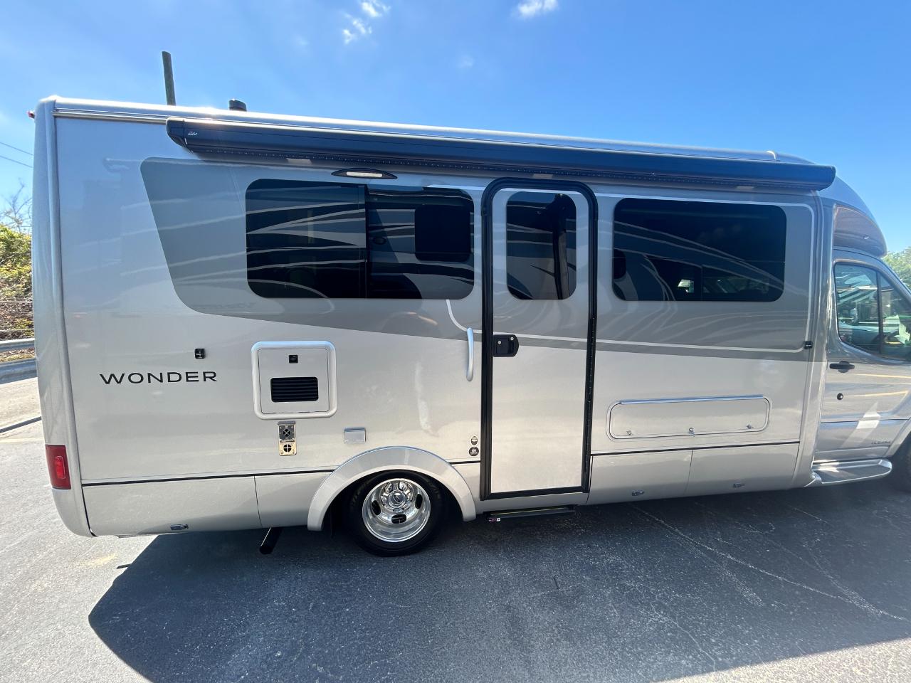 Leisure Travel U24FX  2020