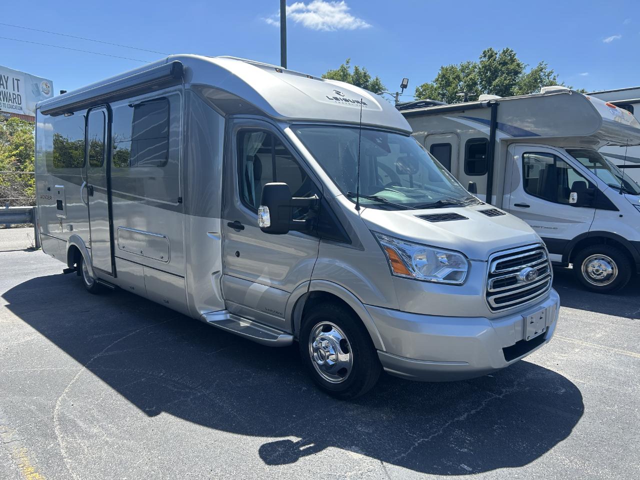 Leisure Travel U24FX  2020