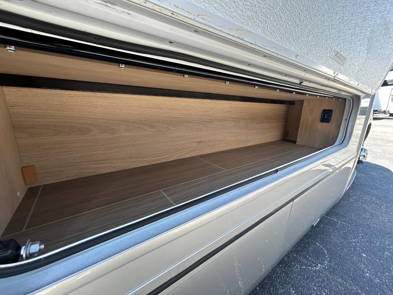 Leisure Travel U24FX  2020