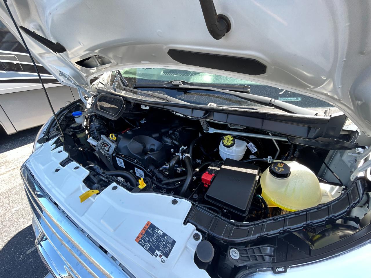 Leisure Travel U24FX  2020