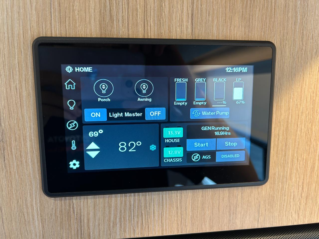 Leisure Travel U24FX  2020