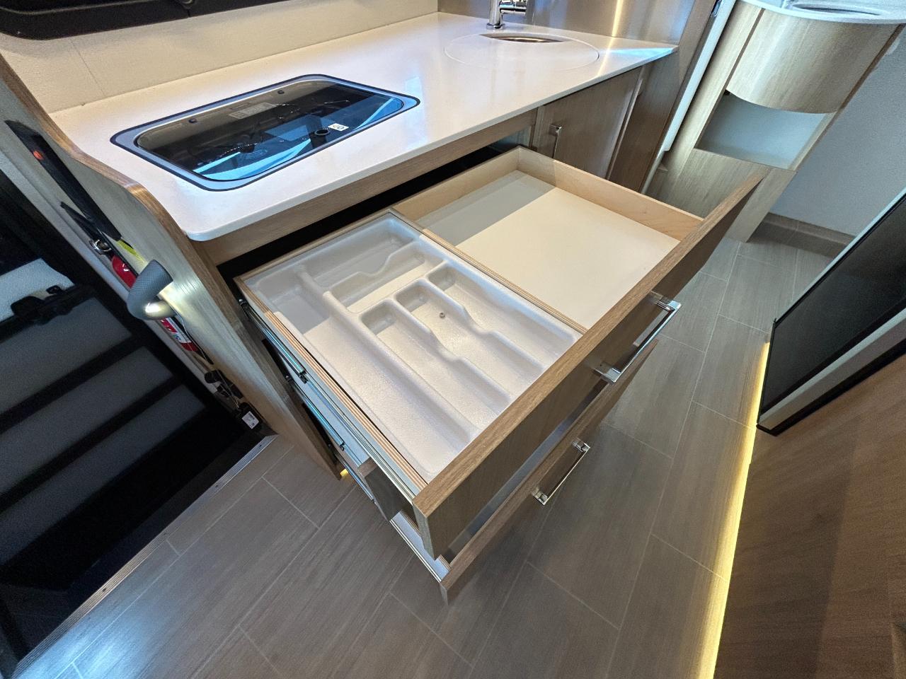 Leisure Travel U24FX  2020