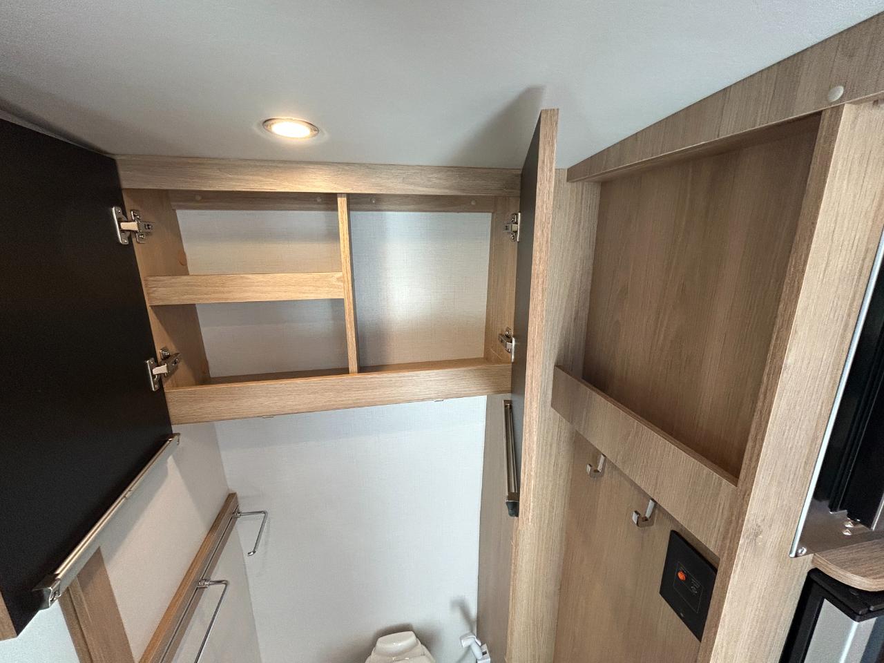 Leisure Travel U24FX  2020