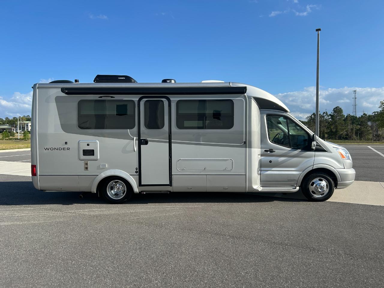 Leisure Travel U24FX  2020