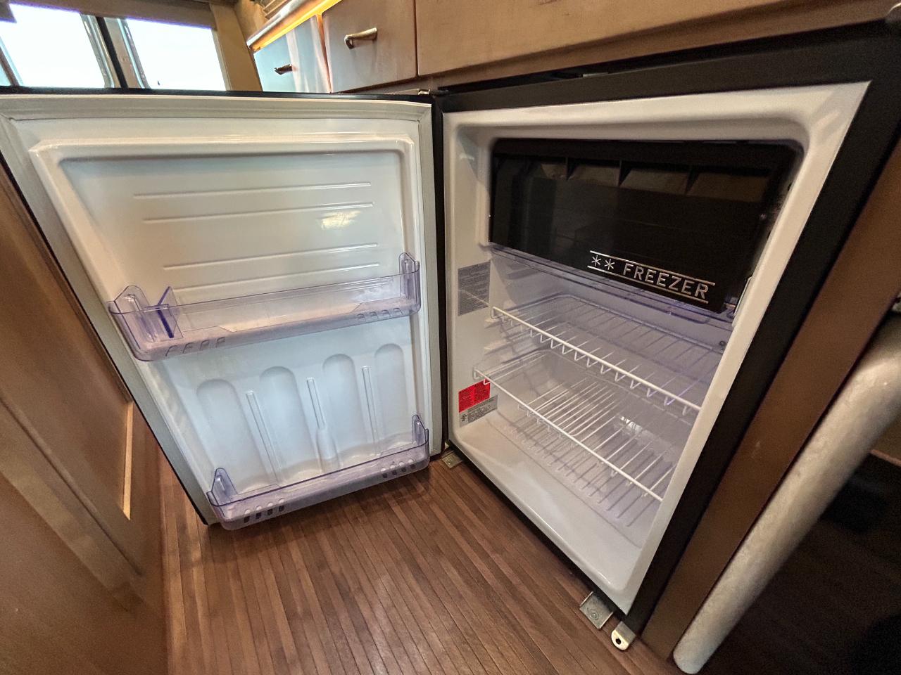 Mercedes-Benz Sprinter Passenger Vans  2018