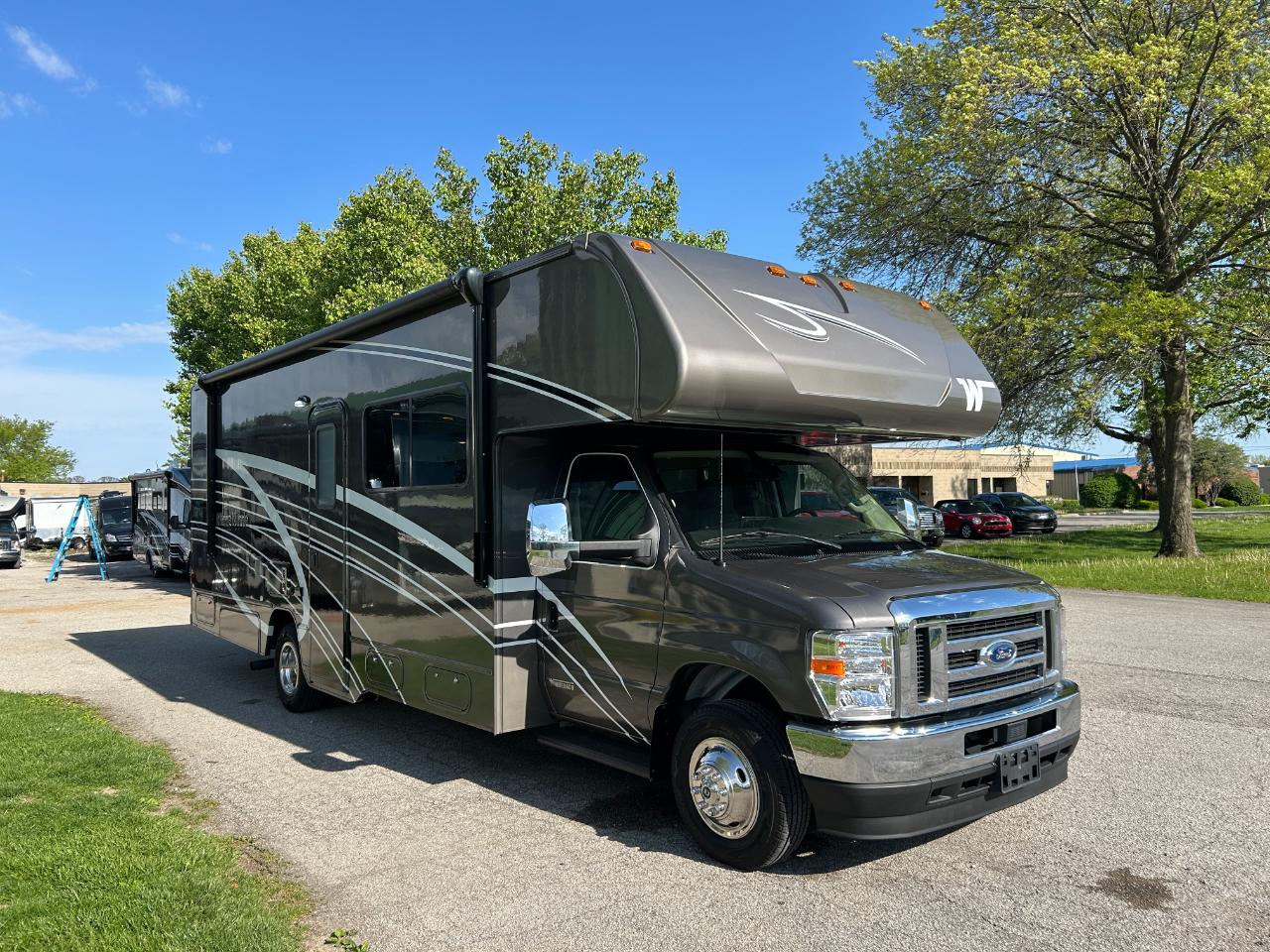 Winnebago Minnie Winnie  2025