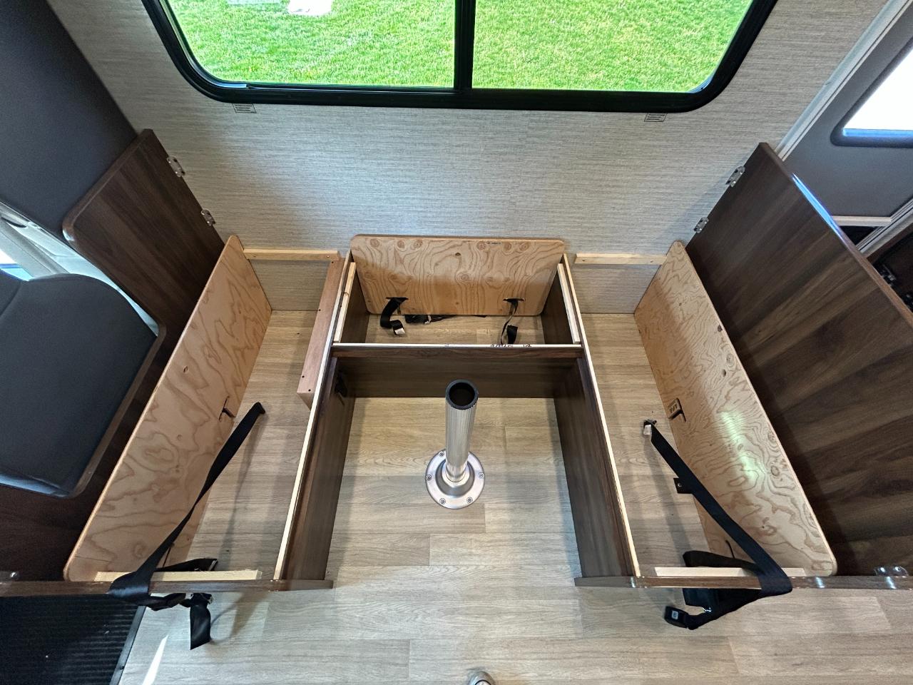 Winnebago Minnie Winnie  2025