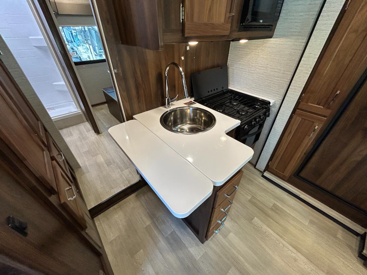 Winnebago Minnie Winnie  2025