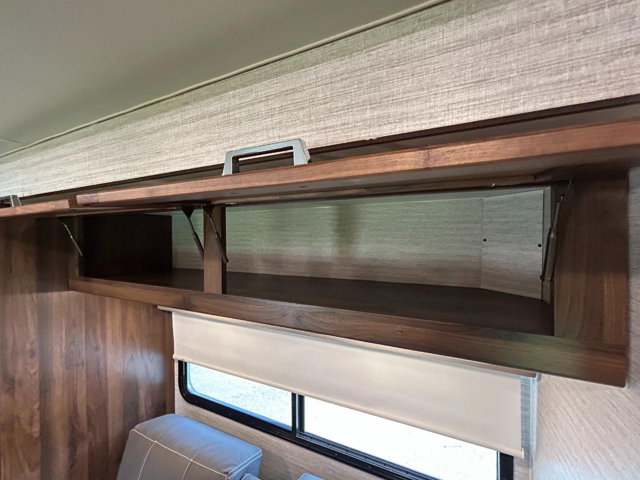Winnebago Minnie Winnie  2025