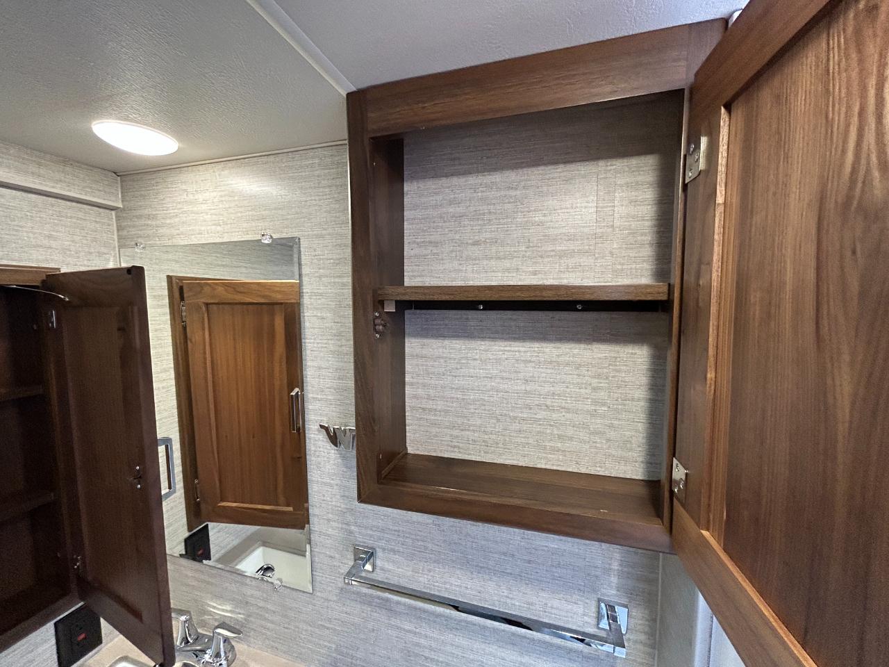 Winnebago Minnie Winnie  2025