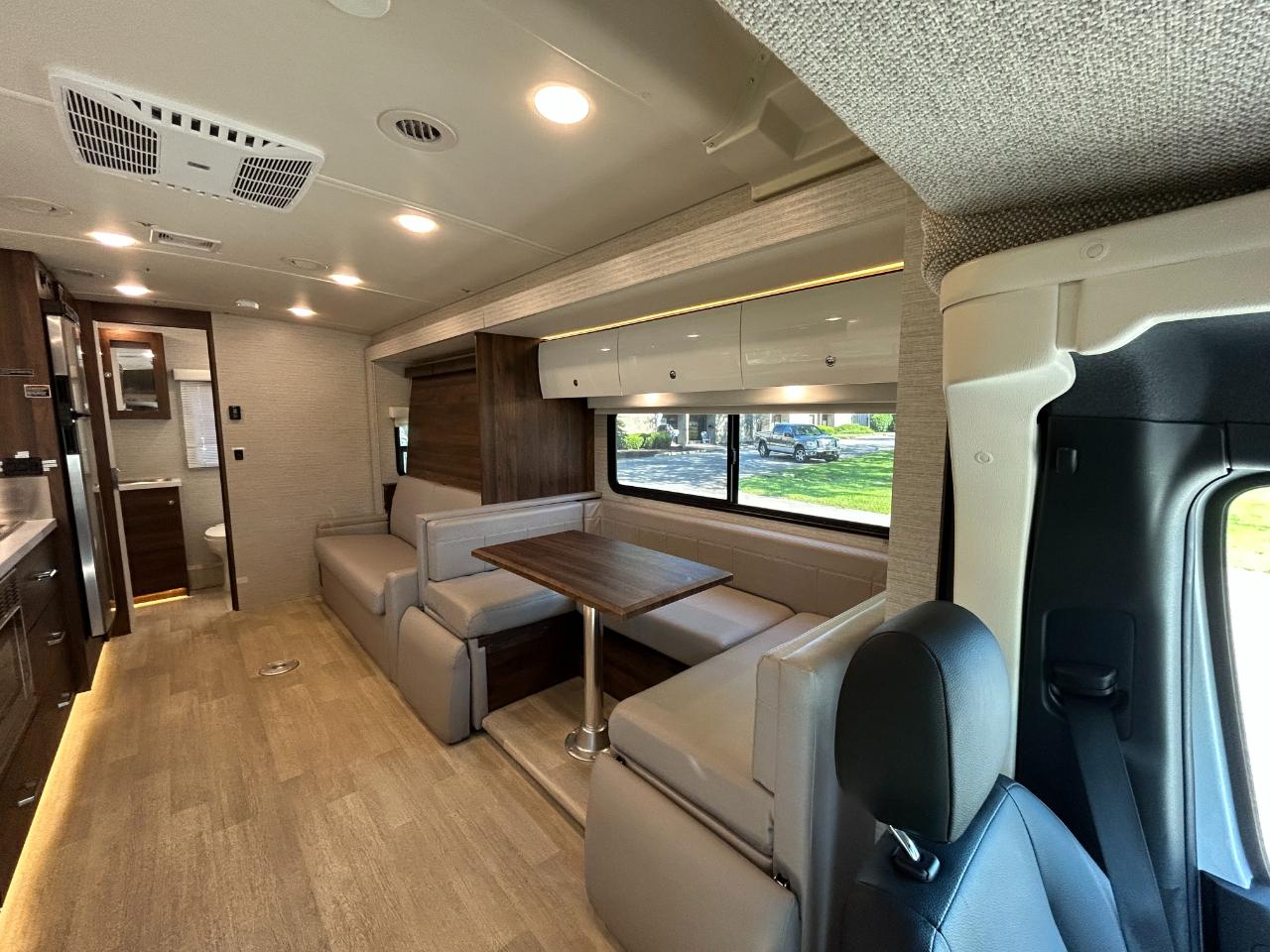 Winnebago View  2020