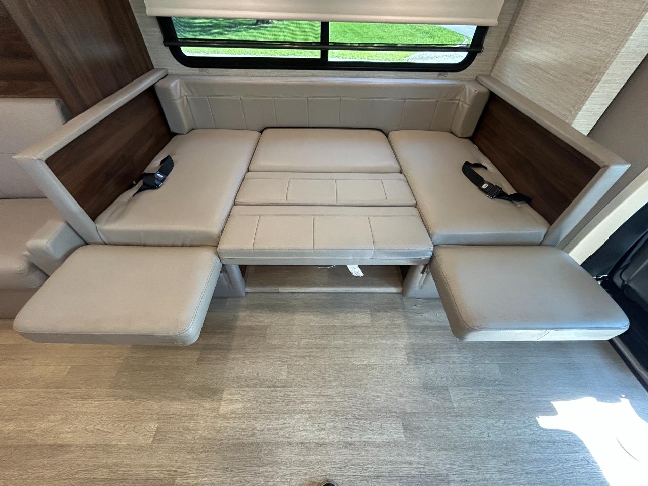 Winnebago View  2020