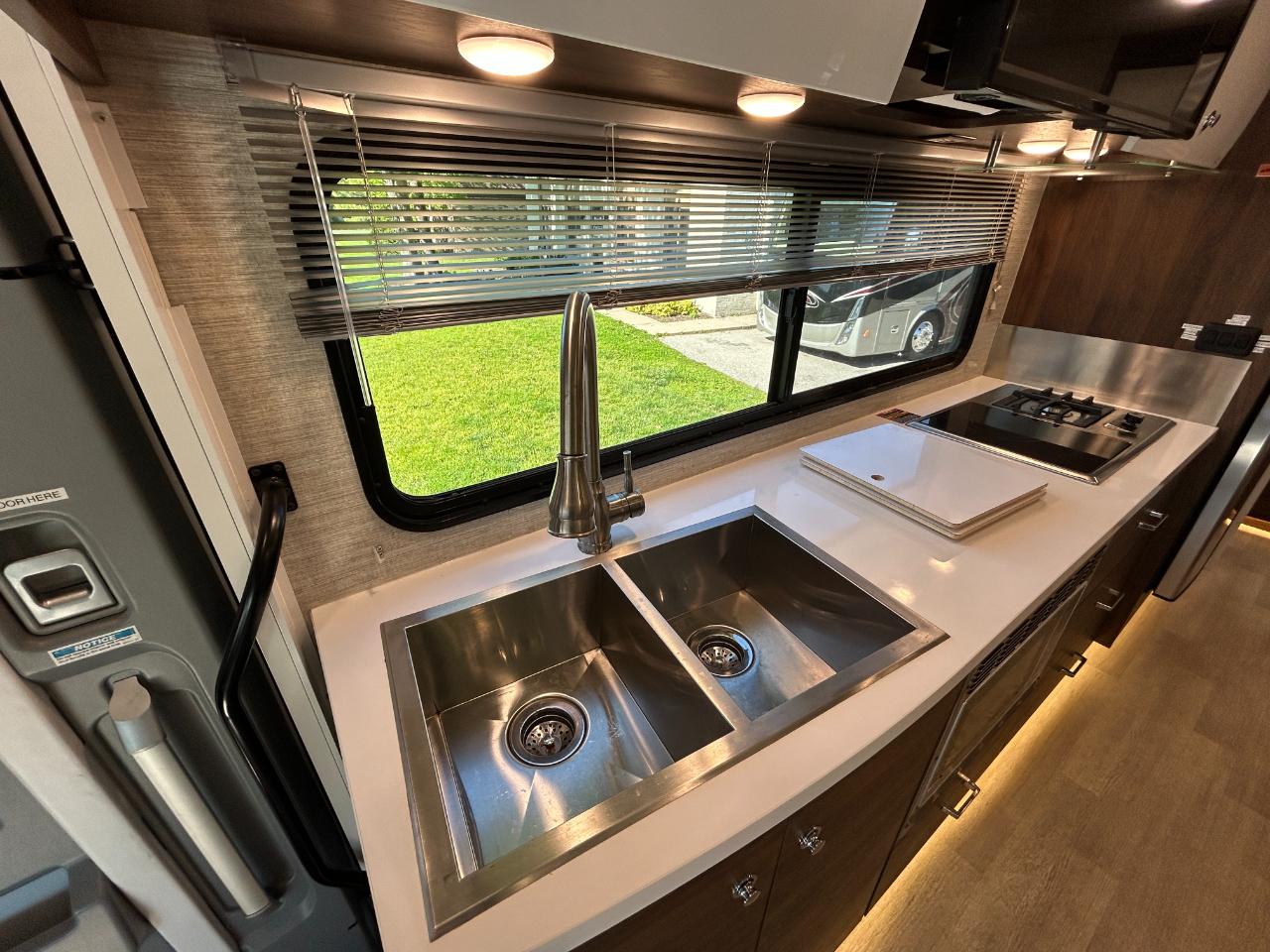 Winnebago View  2020