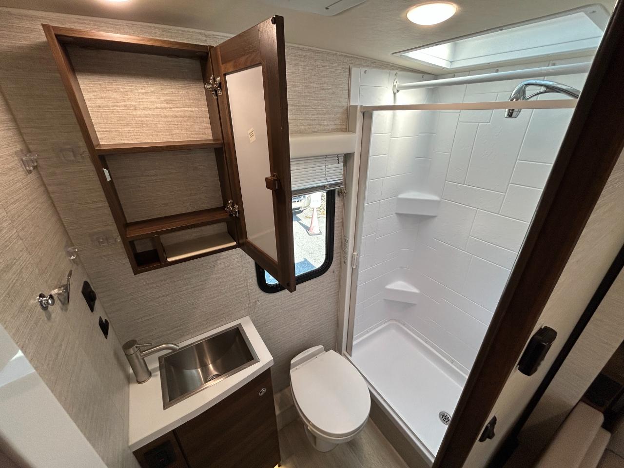 Winnebago View  2020