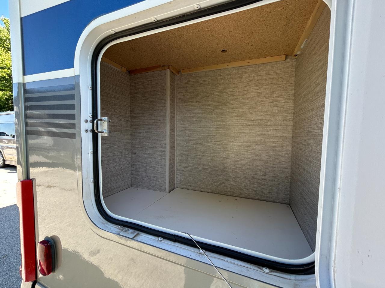 Winnebago View  2020