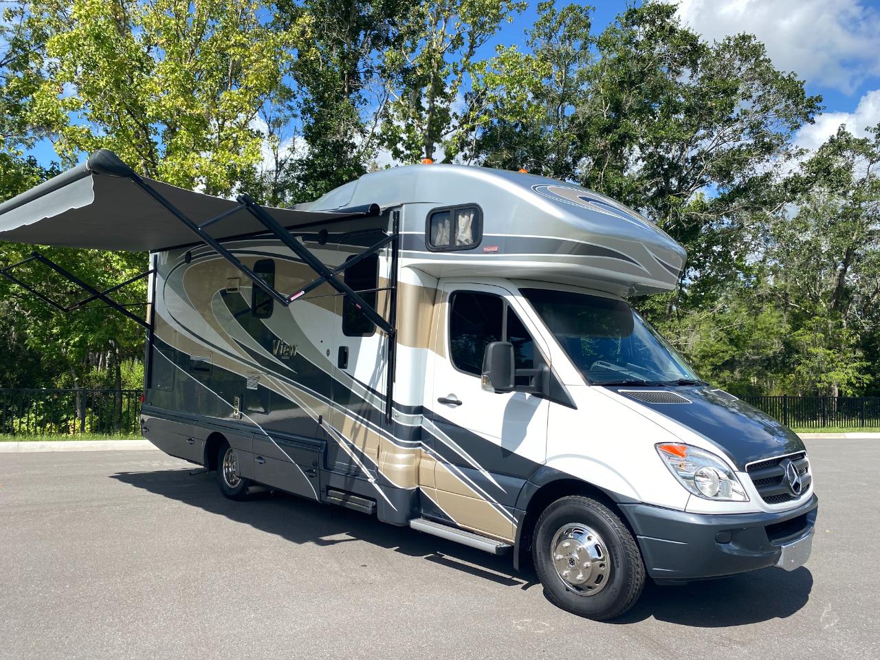 Winnebago View  2012