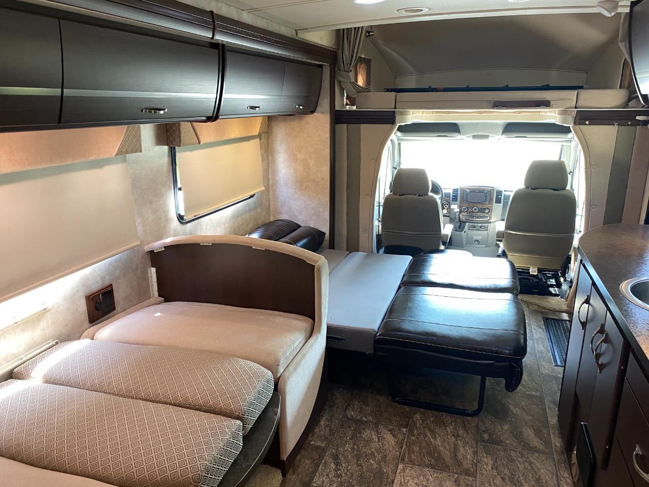 Winnebago View  2012