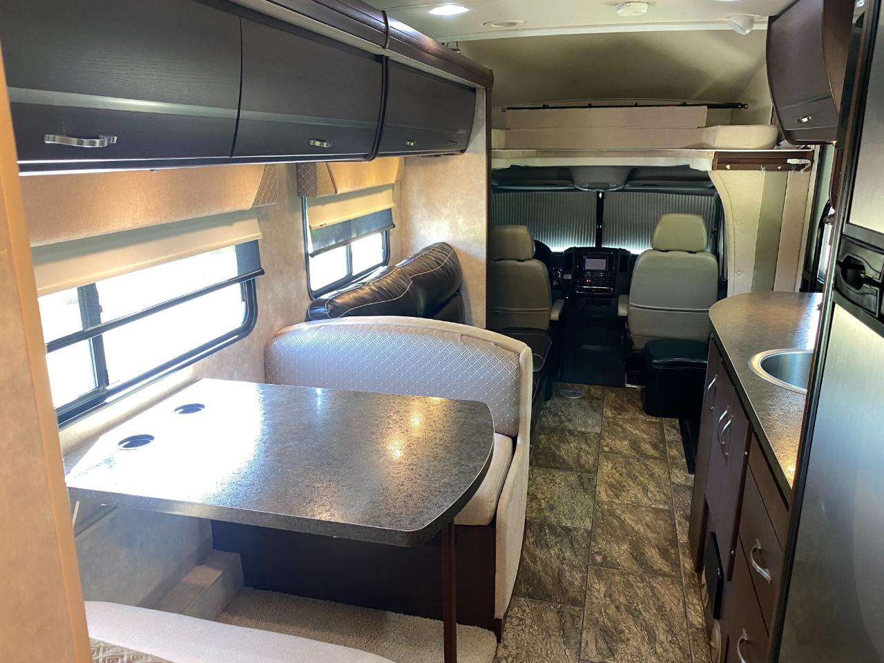 Winnebago View  2012
