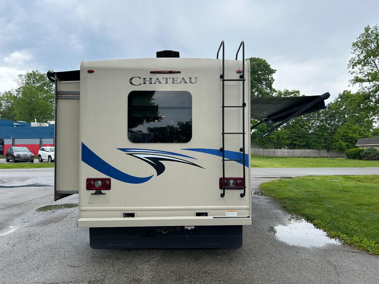 Thor Motor Coach Chateau  2019