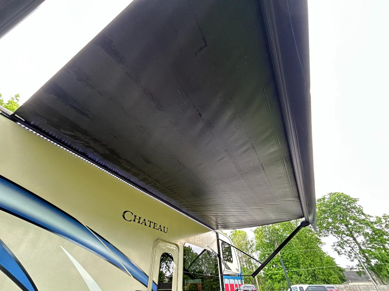 Thor Motor Coach Chateau  2019